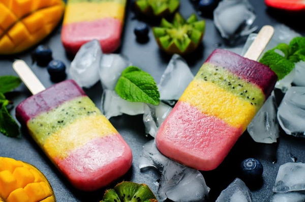 Blender Healthy Smoothie Lollies Blender Healthy Smoothie Lollies