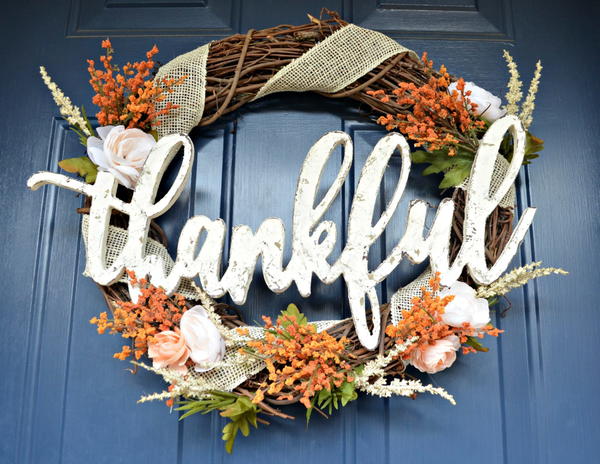 Charming Thanksgiving Wreath DIY Charming Thanksgiving Wreath DIY