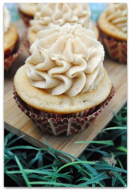 Light And Creamy Peanut Butter Cupcake Light And Creamy Peanut Butter Cupcake