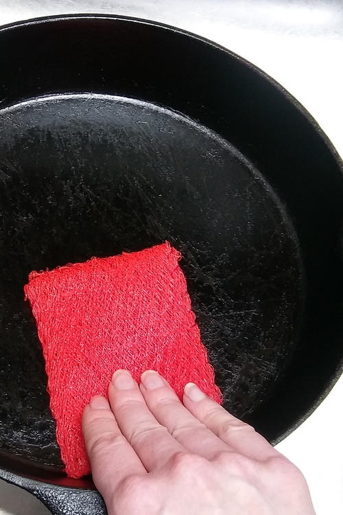 How To Sew A Pot Scrubber Out Of Mesh Produce Bags How To Sew A Pot Scrubber Out Of Mesh Produce Bags