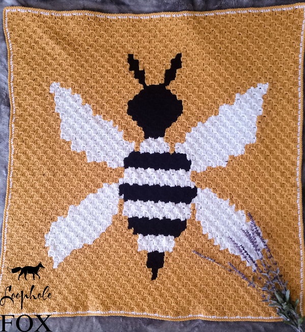 Lovely Corner-to-Corner Bee Baby Blanket Lovely Corner-to-Corner Bee Baby Blanket