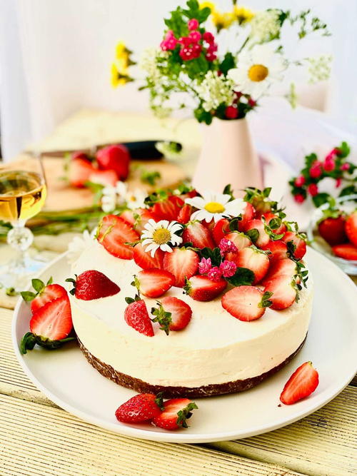 No Bake Strawberry Cheesecake Recipe