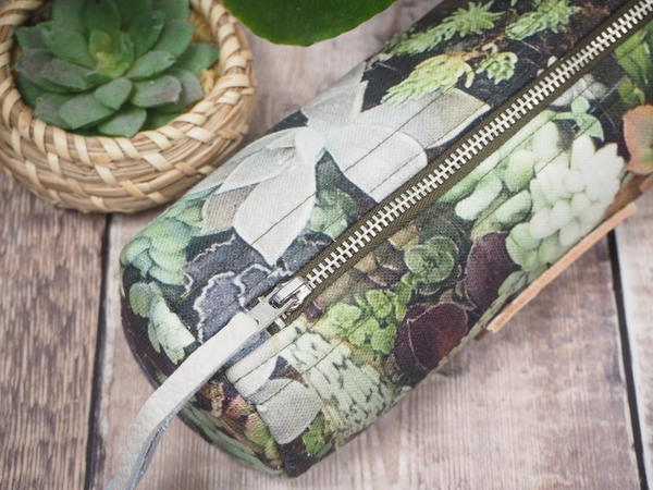 Round Pencil Pouch Round Pencil Pouch