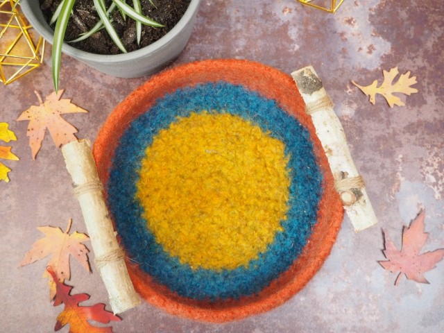 Rustic Felted Crochet Bowl With Wooden Handles Rustic Felted Crochet Bowl With Wooden Handles