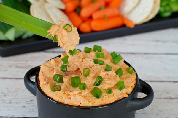 Easy Healthy Buffalo Chicken Dip Easy Healthy Buffalo Chicken Dip