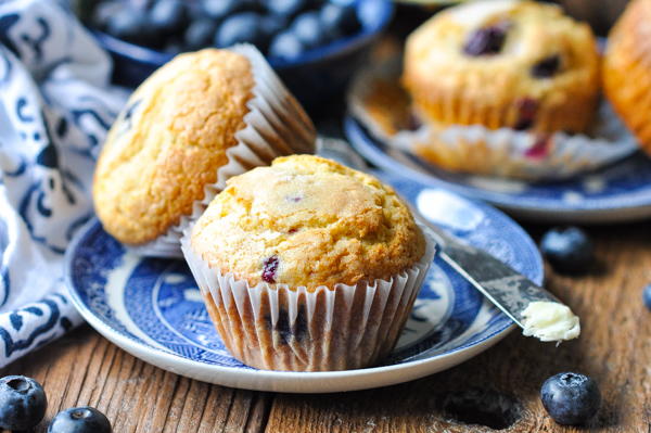 Easy Blueberry Muffins Easy Blueberry Muffins