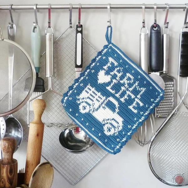 Tapestry Crochet Farm Life Potholder Tapestry Crochet Farm Life Potholder