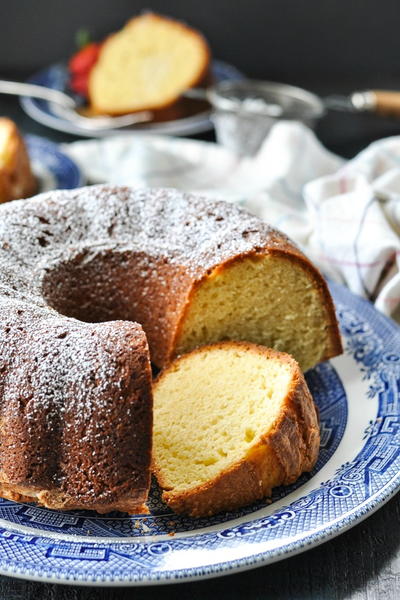 Sour Cream Pound Cake