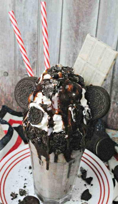 Oreo Freak Shake Oreo Freak Shake