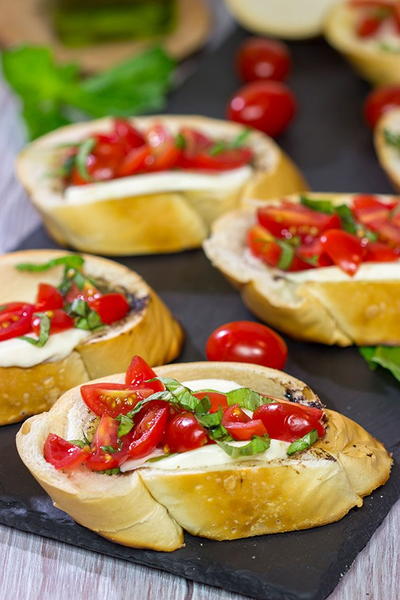 Grilled Caprese Crostini Grilled Caprese Crostini