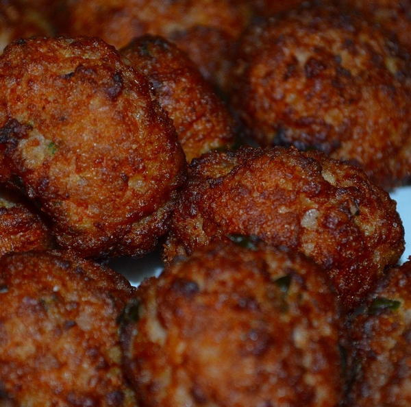 Peppery Greek Beef Meatballs Peppery Greek Beef Meatballs