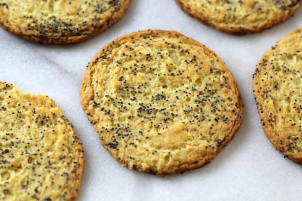 Lemon Essential Oil Poppyseed Cookies Lemon Essential Oil Poppyseed Cookies