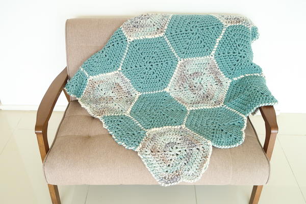 Hexagon Flower Blanket Hexagon Flower Blanket