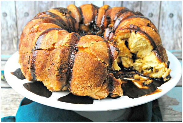 Chocolate Chip Cookie Dough Monkey Bread Chocolate Chip Cookie Dough Monkey Bread