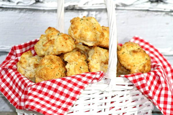 Copycat Red Lobster Cheddar Bay Biscuits Copycat Red Lobster Cheddar Bay Biscuits