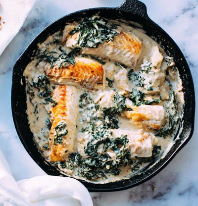 Herbaceous Baked Cod With Spinach & White Sauce