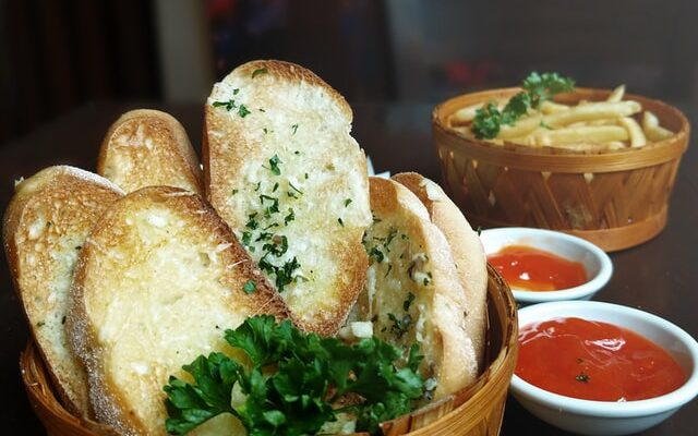 Garlic Cheese Bread Recipe Garlic Cheese Bread Recipe