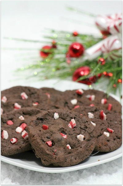 Double Chocolate Peppermint Crunch Cookies Double Chocolate Peppermint Crunch Cookies