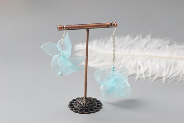 Beebeecraft Tutorials On How To Make Flower Organza Asymmetric Earrings Beebeecraft Tutorials On How To Make Flower Organza Asymmetric Earrings