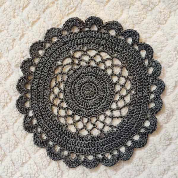 Lacy Crochet Doily Tablemat Lacy Crochet Doily Tablemat