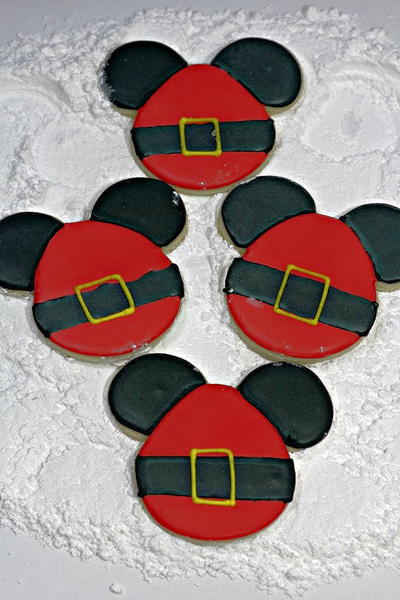 Santa Mickey Sugar Cookies Santa Mickey Sugar Cookies
