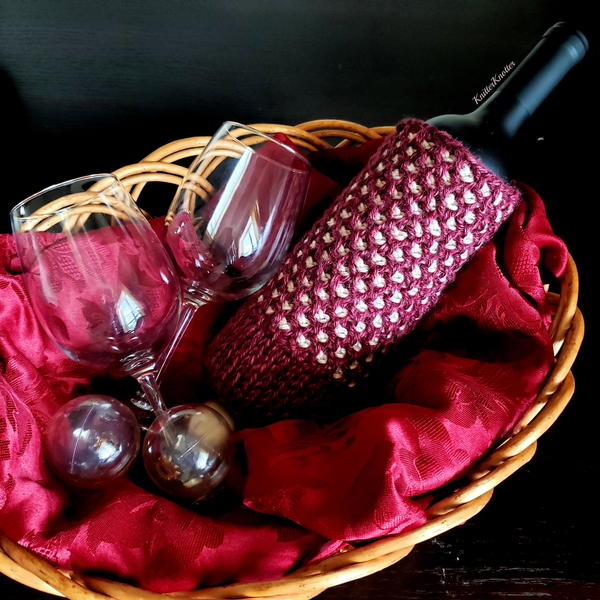 A Taste Of Honey - Wine Bottle Cozy A Taste Of Honey - Wine Bottle Cozy