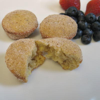 Cinnamon Donut Muffins
