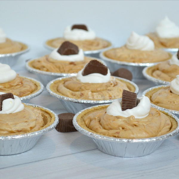 Mini Finger Pies With Butterfinger Candy