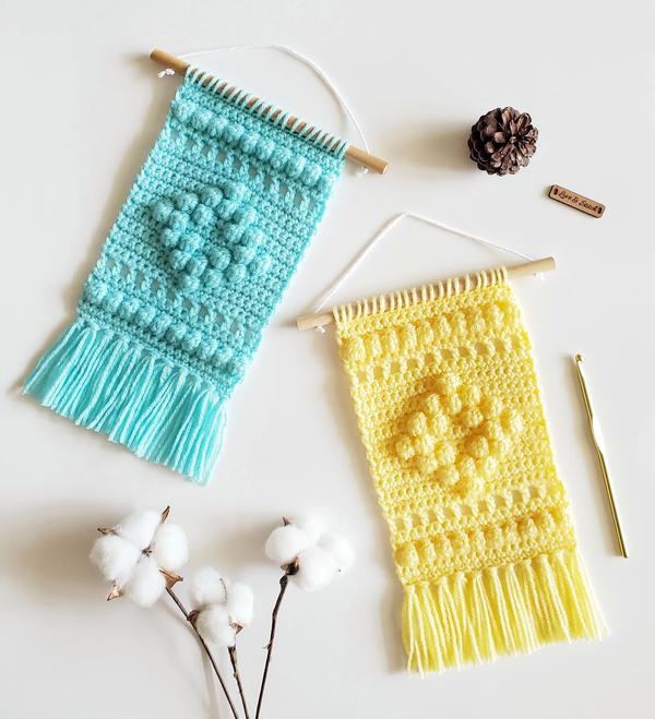 Mini Diamond Bobble Wall Hanging Mini Diamond Bobble Wall Hanging