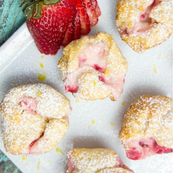 Strawberry Cheesecake Puffs Strawberry Cheesecake Puffs