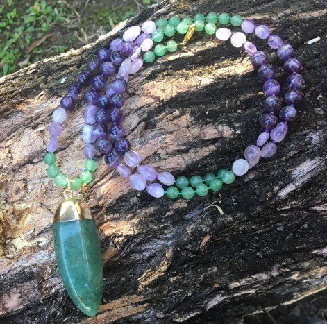 Long Beaded Aventurine Pendulum Necklace Long Beaded Aventurine Pendulum Necklace