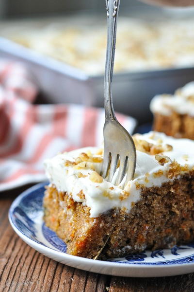 Easy Carrot Cake Easy Carrot Cake