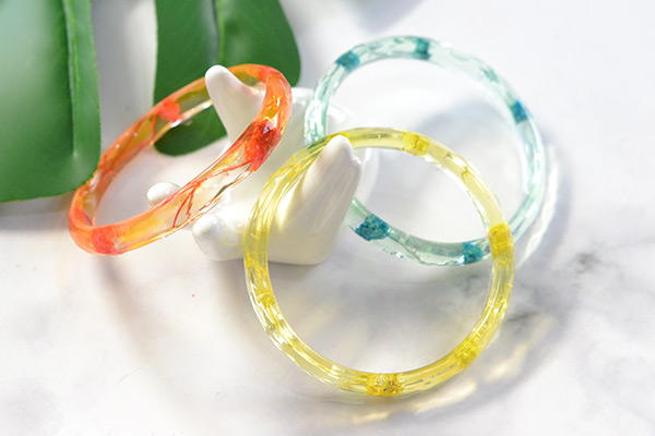 Beebeecraft Tutorials On How To Make Flower Resin Bracelet Beebeecraft Tutorials On How To Make Flower Resin Bracelet