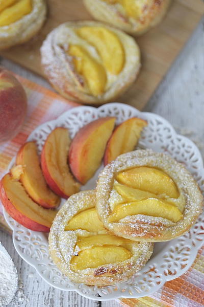 Easy Peach Danish Easy Peach Danish