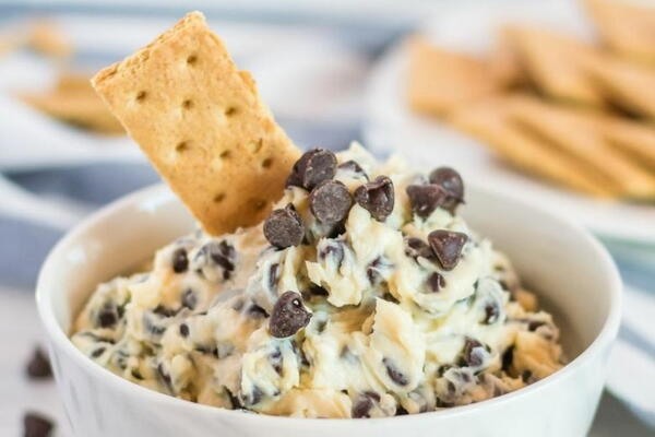 Chocolate Chip Cookie Dough Dip Chocolate Chip Cookie Dough Dip