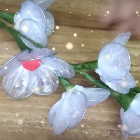 Artificial Flowers From Plastic Papers Artificial Flowers From Plastic Papers