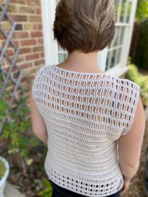 The Eyelet Lace Tee The Eyelet Lace Tee