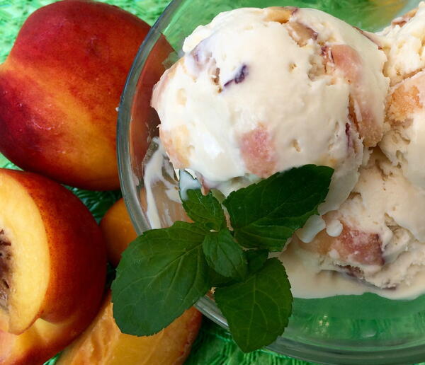 No Churn Peach Ice Cream No Churn Peach Ice Cream