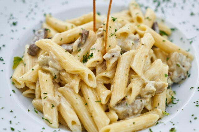 Pasta With Creamy Mushroom Sauce Pasta With Creamy Mushroom Sauce