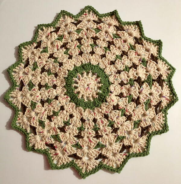 Crochet Shell Stitch Round Doily Crochet Shell Stitch Round Doily