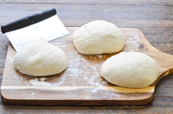 Easy Pizza Dough Easy Pizza Dough