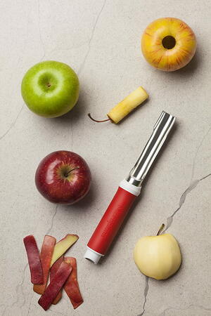 Microplane 2-In-1 Apple Core And Peel Giveaway