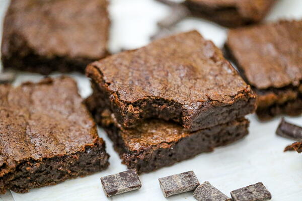 Super Easy Homemade Brownies Super Easy Homemade Brownies