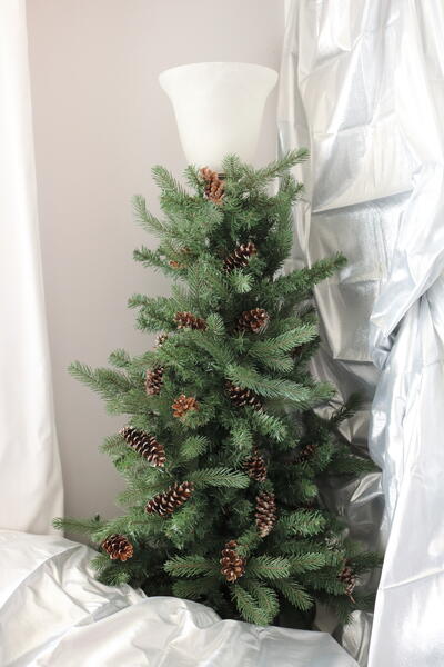 DIY Evergreen Floor Lamp Christmas Tree DIY Evergreen Floor Lamp Christmas Tree