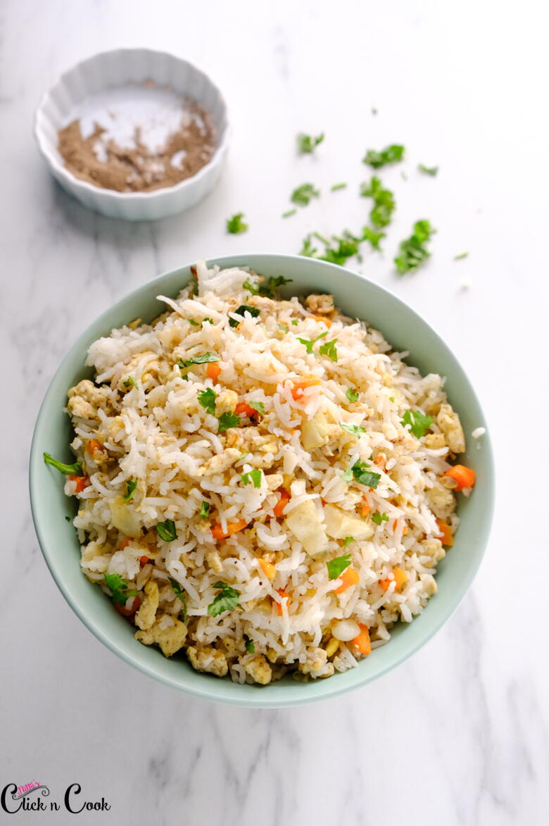 Garlic Egg Fried Rice | FaveSouthernRecipes.com