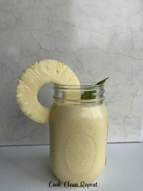 Easiest Pineapple Smoothie Easiest Pineapple Smoothie