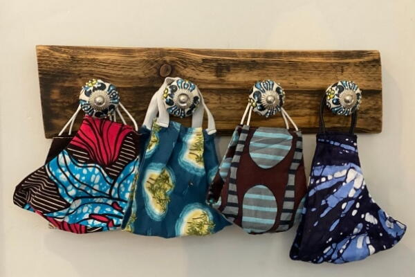 Diy Face Mask Organizer From Pallet Wood Diy Face Mask Organizer From Pallet Wood