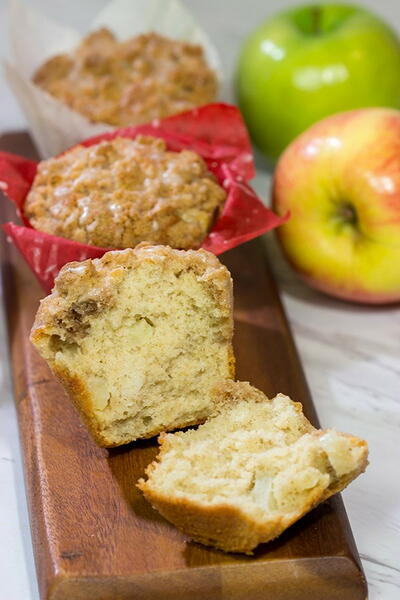 Cinnamon Apple Muffins Cinnamon Apple Muffins