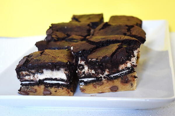 Slutty Cheesecake Brownies Slutty Cheesecake Brownies