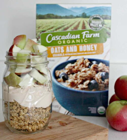 Apple Cinnamon Yogurt Parfait Apple Cinnamon Yogurt Parfait
